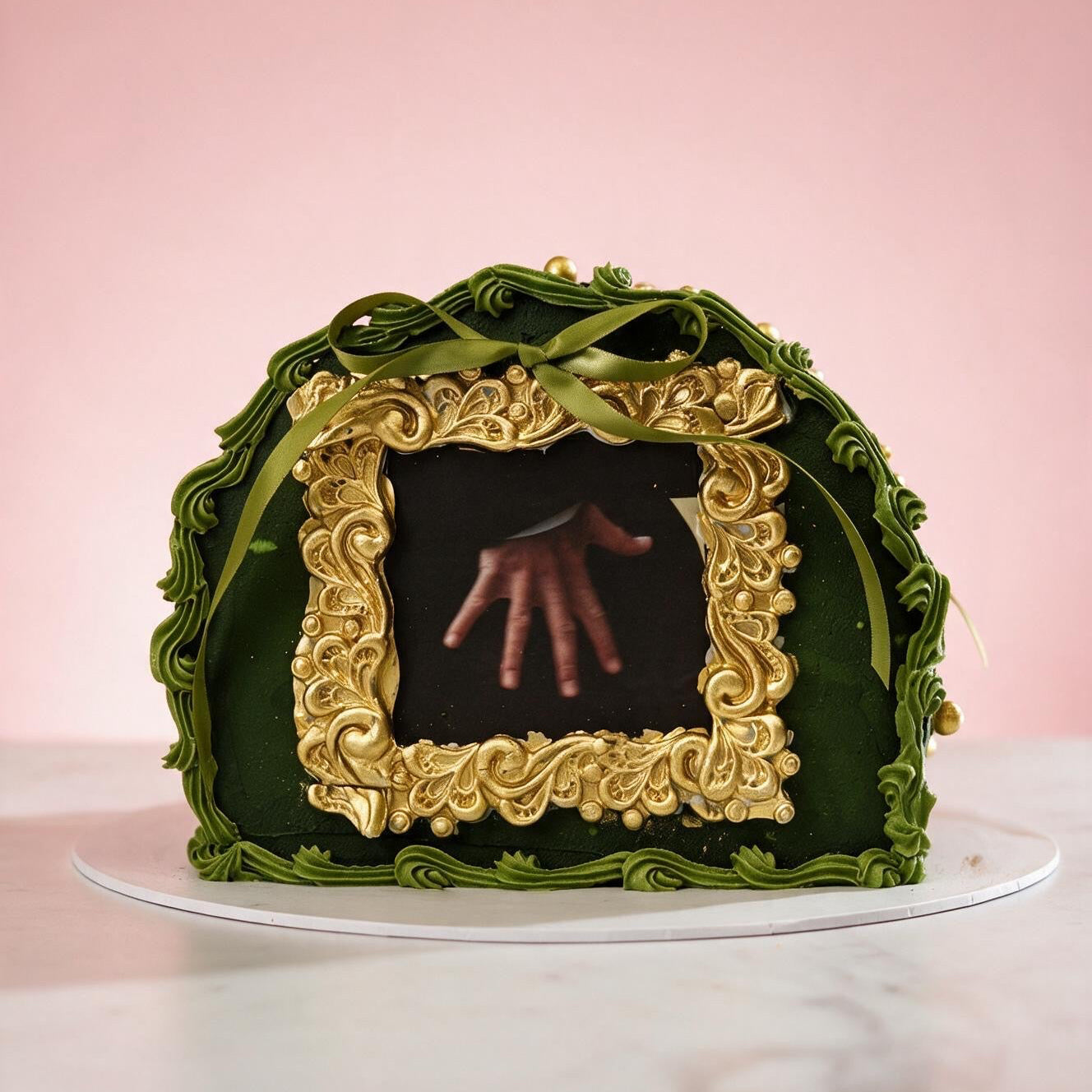 Arch Cake with frames