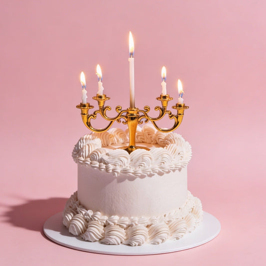 Chandelier & Lambeth Cake
